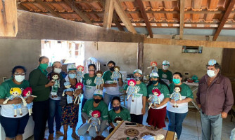 Secretaria de Agricultura realiza Curso de Bonecas de Pano para mulheres do Assentamento Florestan Fernandes