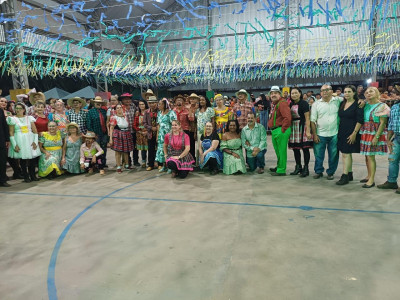 A Secretaria Municipal de Assistência Social realiza festa...