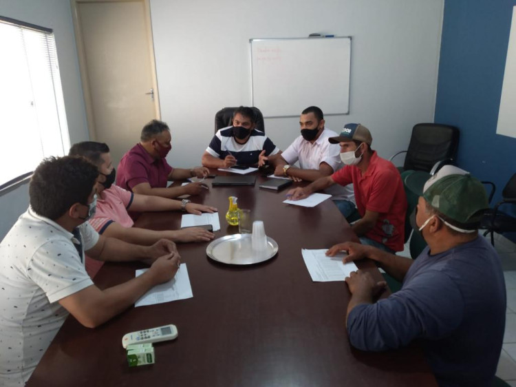 Prefeito Municipal se reúne com o Conselho de Iluminação Pública