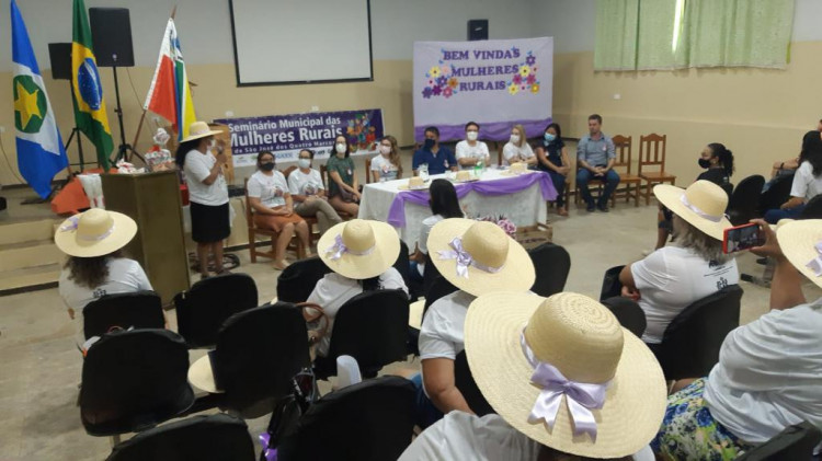 Prefeitura de Quatro Marcos realiza I Seminário Municipal das Mulheres Rurais