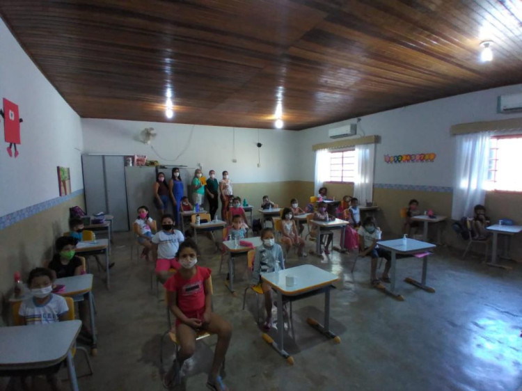 Educação Municipal desenvolve projeto de leitura junto aos alunos da pré-escola no Centro de Educação Infantil São Francisco de Assis
