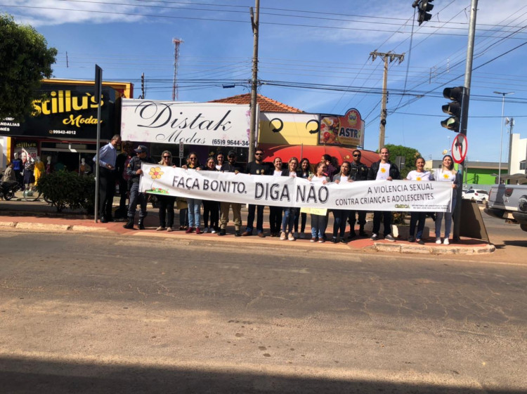Assistência Social promove ações à Campanha Faça Bonito em defesa da criança e do adolescente
