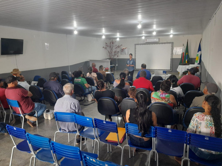 Secretaria Municipal de Agricultura acompanha realização de Chamada Pública da Merenda de Escolas Estaduais de São José dos Quatro Marcos